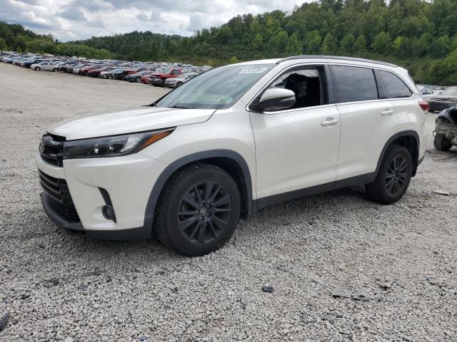 TOYOTA HIGHLANDER 2019 with VIN 5TDJZRFH8KS615343 - Photo from auction