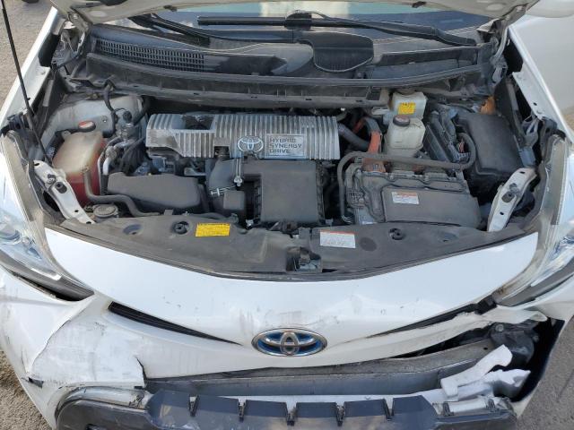 Photo 11 from auction – 2015 TOYOTA PRIUS V with VIN JTDZN3EU4FJ020714