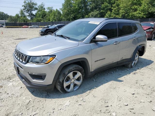 Фото 1 с аукциона – 2018 JEEP COMPASS LA с VIN 3C4NJDBB8JT402619