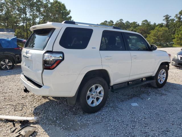 Photo 3 from auction – 2021 TOYOTA 4RUNNER SR with VIN JTEEU5JR9M5249583