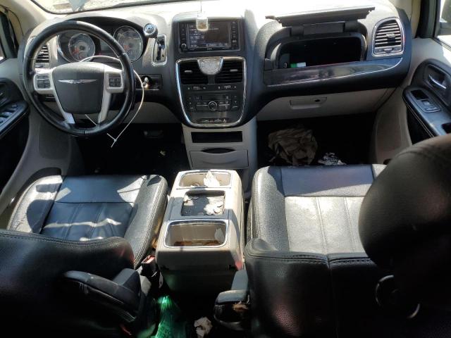 Photo 8 from auction – 2016 CHRYSLER TOWN & COU with VIN 2C4RC1BG0GR141018