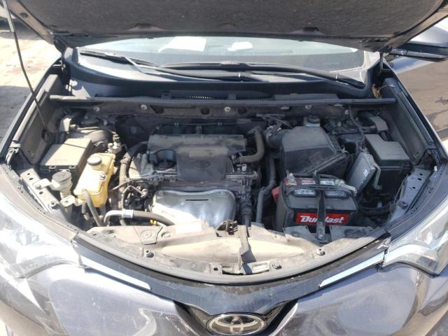 Photo 12 from auction – 2018 TOYOTA RAV4 LE with VIN JTMBFREV0JJ730180