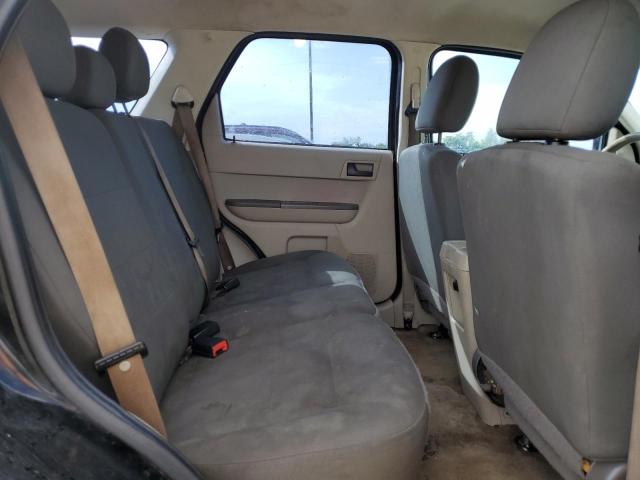 Photo 11 from auction – 2010 FORD ESCAPE XLS with VIN 1FMCU0C78AKA78196