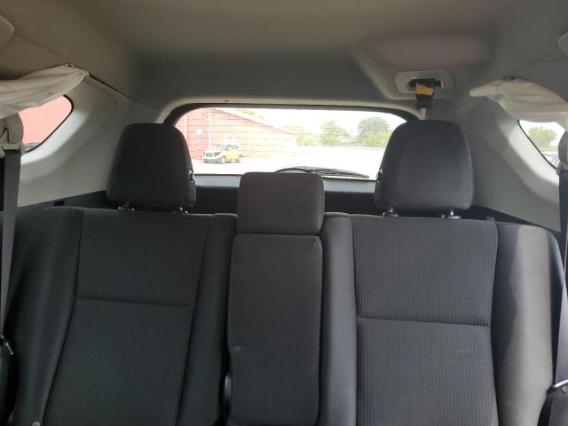 Photo 10 from auction – 2017 TOYOTA RAV4 LE with VIN 2T3BFREV3HW684372