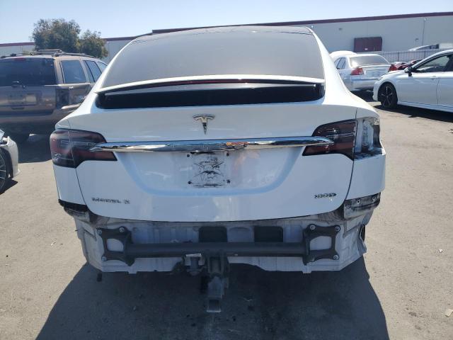 Photo 6 from auction – 2018 TESLA MODEL X with VIN 5YJXCAE28JF123117