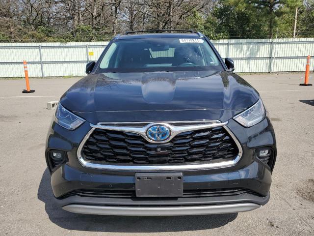 Photo 5 from auction – 2021 TOYOTA HIGHLANDER with VIN 5TDEBRCH3MS024530