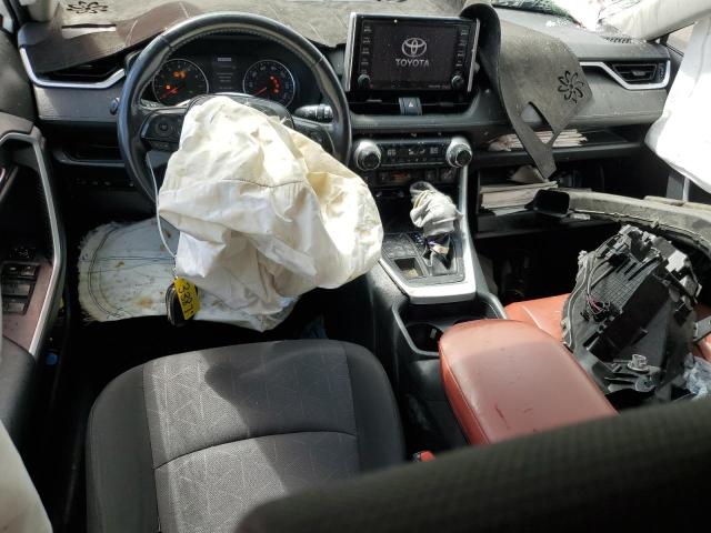 Photo 8 from auction – 2020 TOYOTA RAV4 XLE with VIN JTMP1RFV5LD524941