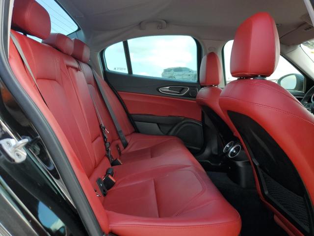 Photo 10 from auction – 2017 ALFA ROMEO GIULIA with VIN ZARFAEBN3H7543073