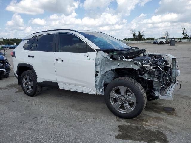 Photo 4 from auction – 2024 TOYOTA RAV4 XLE with VIN 2T3W1RFV7RC264261