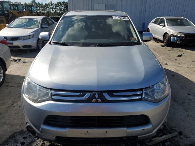 Photo 5 from auction – 2014 MITSUBISHI OUTLANDER with VIN JA4AZ3A31EZ008657