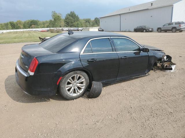 Photo 3 from auction – 2017 CHRYSLER 300 LIMITE with VIN 2C3CCAAG6HH603780