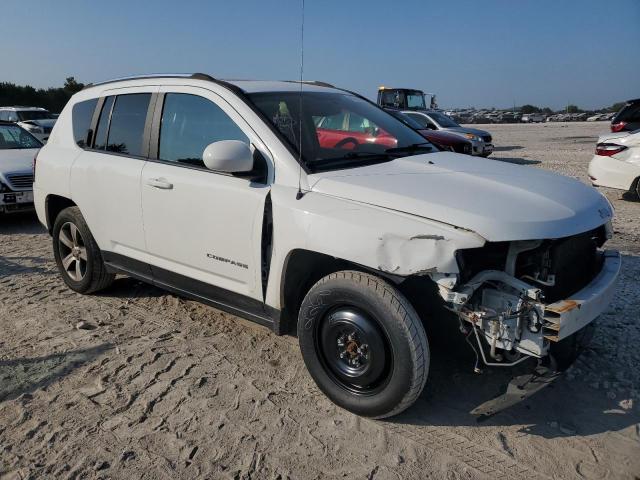 Photo 4 from auction – 2017 JEEP COMPASS LA with VIN 1C4NJDEB4HD139590