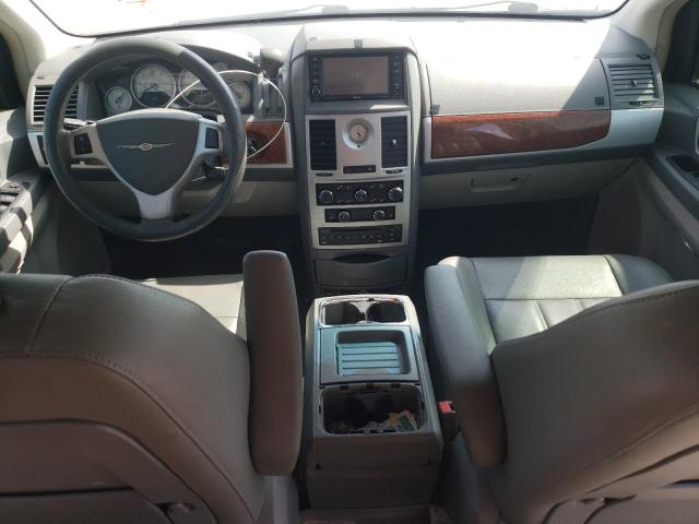 Photo 8 from auction – 2008 CHRYSLER TOWN & COU with VIN 2A8HR54P18R710046