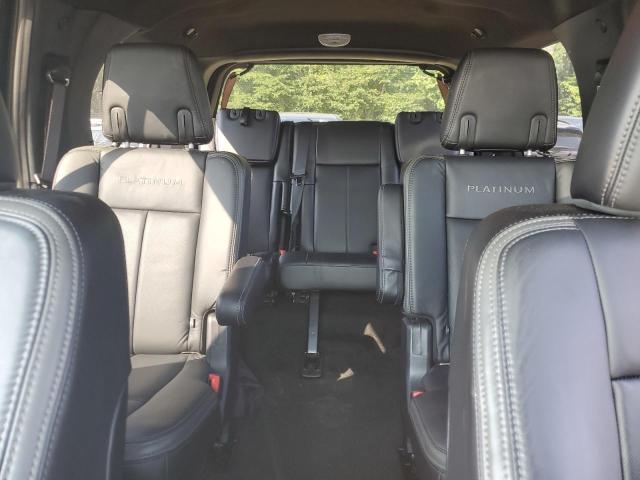 Photo 10 from auction – 2016 FORD PLATINUM with VIN 1FMJU1MT2GEF32801