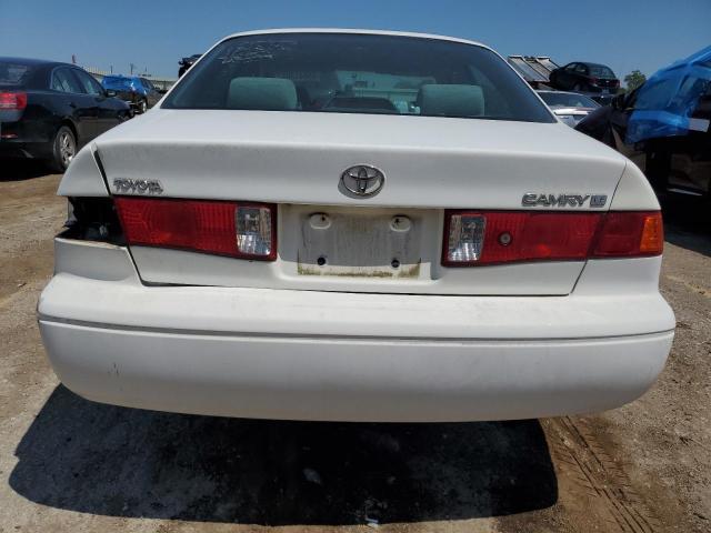 Photo 6 from auction – 2000 TOYOTA CAMRY CE with VIN 4T1BG22K6YU971194