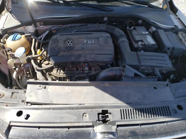 Photo 11 from auction – 2014 VOLKSWAGEN PASSAT S with VIN 1VWAT7A33EC035776