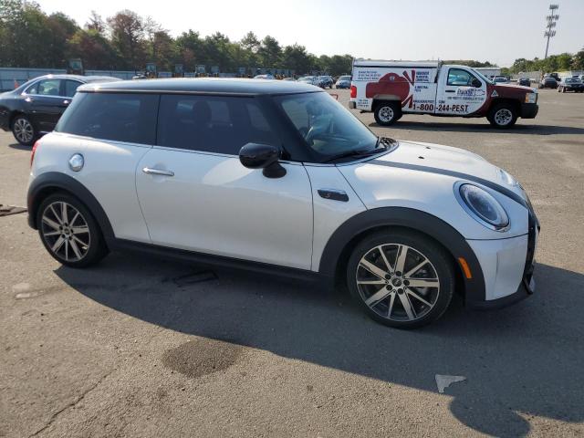 Photo 4 from auction – 2024 MINI COOPER S with VIN WMW53DH03R2U43461