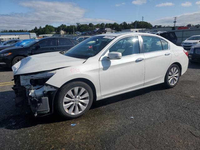HONDA ACCORD EXL 2015 with VIN 1HGCR2F80FA115889 - Photo from auction