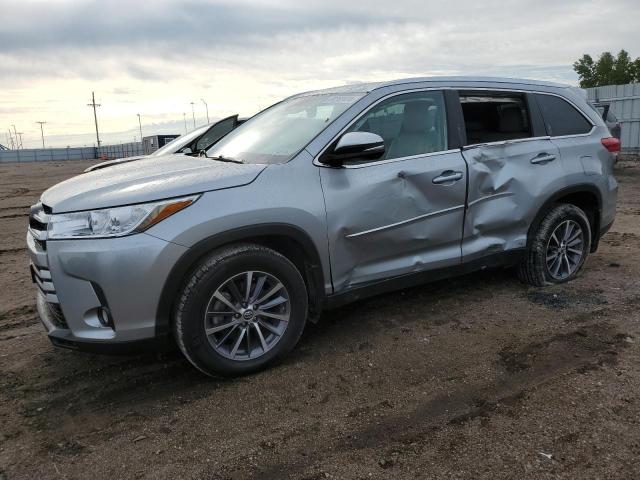 TOYOTA HIGHLANDER 2019 with VIN 5TDJZRFH1KS955496 - Photo from auction