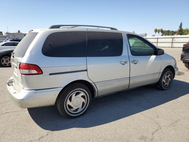 Photo 3 from auction – 2002 TOYOTA SIENNA LE with VIN 4T3ZF13CX2U458385