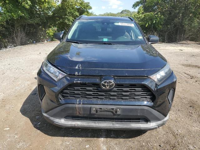 Photo 5 from auction – 2019 TOYOTA RAV4 LE with VIN JTMF1RFVXKD518000