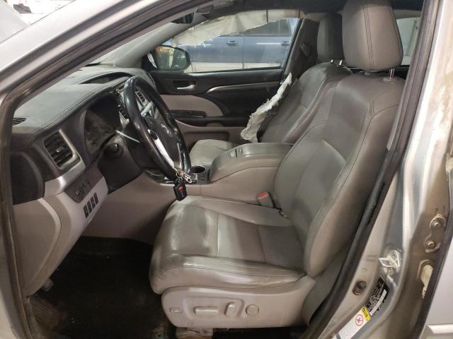 Photo 7 from auction – 2017 TOYOTA HIGHLANDER with VIN 5TDDZRFH7HS367382
