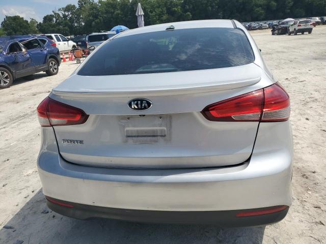 Photo 6 from auction – 2018 KIA FORTE LX with VIN 3KPFK4A71JE282911