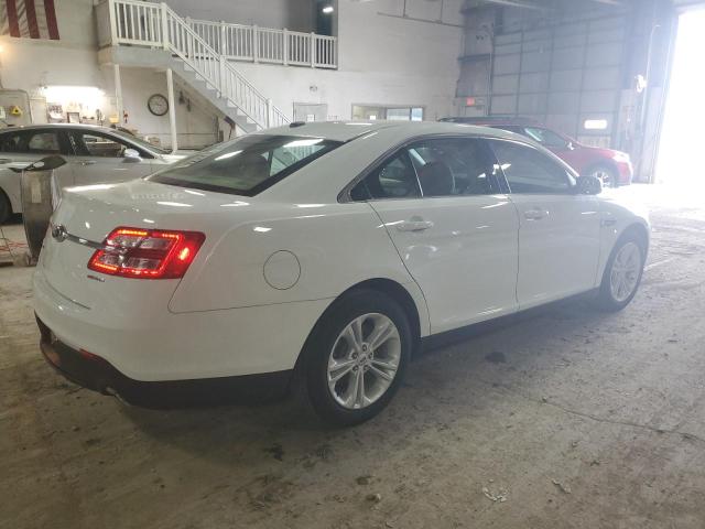 Photo 3 from auction – 2015 FORD TAURUS SE with VIN 1FAHP2D82FG184356