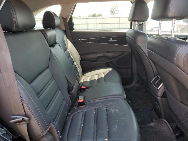 Photo 11 from auction – 2019 KIA SORENTO EX with VIN 5XYPH4A58KG565134