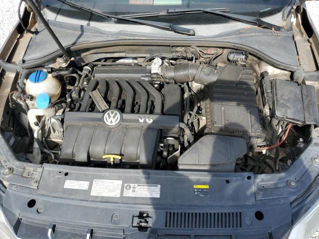 Photo 11 from auction – 2015 VOLKSWAGEN PASSAT SEL with VIN 1VWCM7A32FC025702