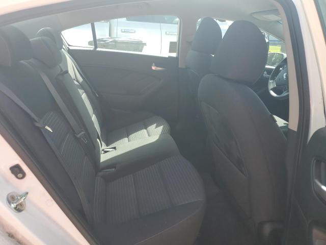 Zdjęcie 10 z aukcji – 2017 KIA FORTE LX z VIN 3KPFL4A74HE009856