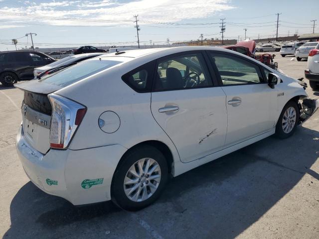 Photo 3 from auction – 2015 TOYOTA PRIUS PLUG with VIN JTDKN3DP2F3075244