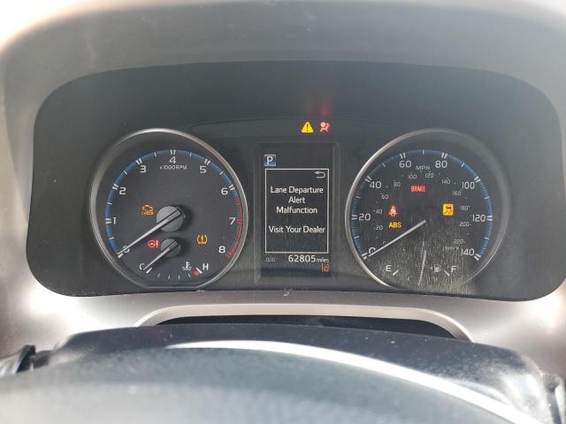 Photo 9 from auction – 2018 TOYOTA RAV4 LE with VIN JTMZFREV9JD123241