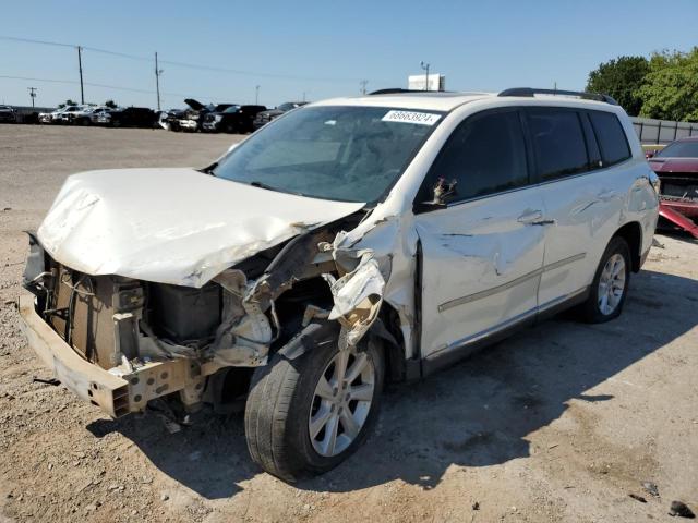 TOYOTA HIGHLANDER 2011 with VIN 5TDZK3EH3BS043555 - Photo from auction