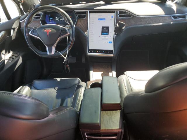 Photo 8 from auction – 2017 TESLA MODEL X with VIN 5YJXCBE21HF051418