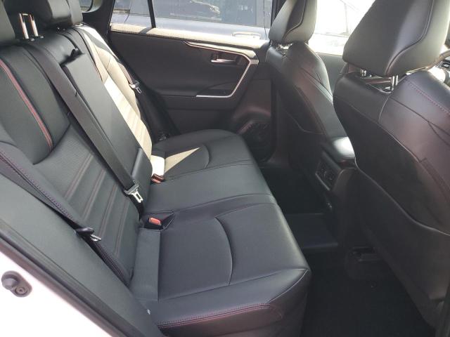 Photo 11 from auction – 2024 TOYOTA RAV4 PRIME with VIN JTMFB3FVXRD173281