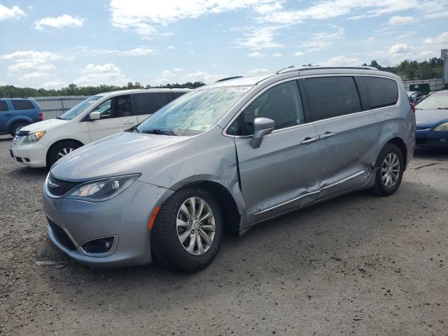 CHRYSLER PACIFICA T 2018 with VIN 2C4RC1BG4JR116260 - Photo from auction