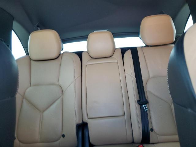 Photo 10 from auction – 2014 PORSCHE CAYENNE with VIN WP1AA2A25ELA91591