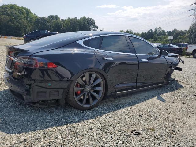 Photo 3 from auction – 2017 TESLA MODEL S with VIN 5YJSA1E43HF201086