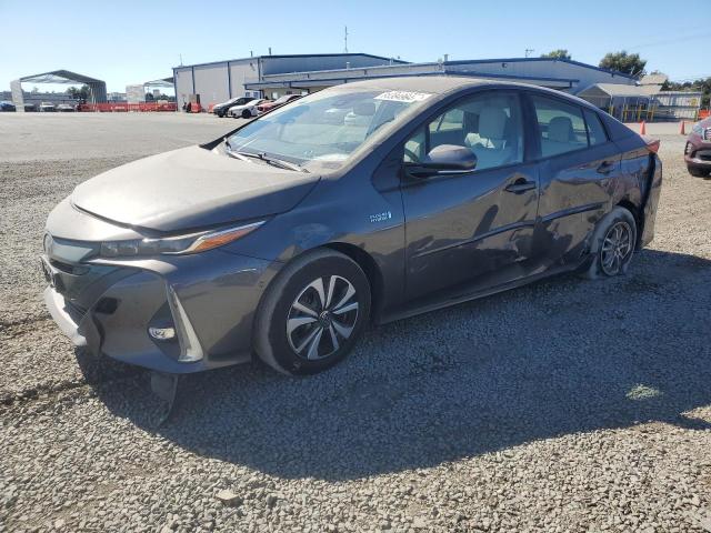 Photo 1 from auction – 2017 TOYOTA PRIUS PRIM with VIN JTDKARFP7H3041038