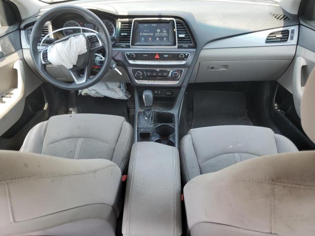Photo 8 from auction – 2018 HYUNDAI SONATA SE with VIN 5NPE24AF5JH680461