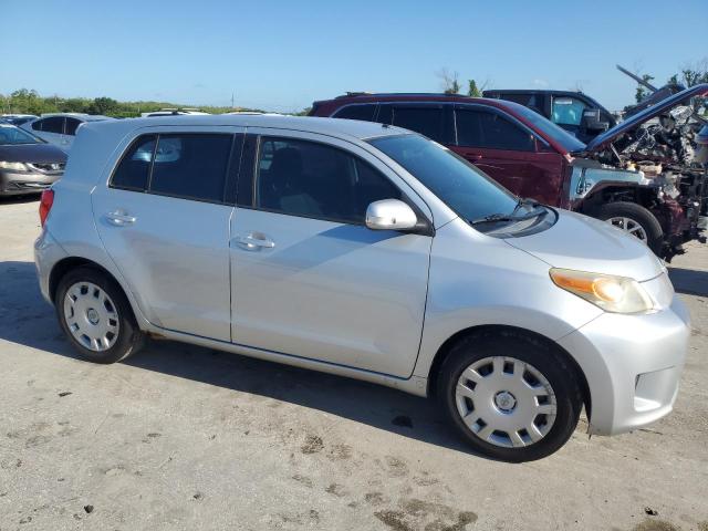Photo 4 from auction – 2010 TOYOTA SCION XD with VIN JTKKU4B47AJ053867