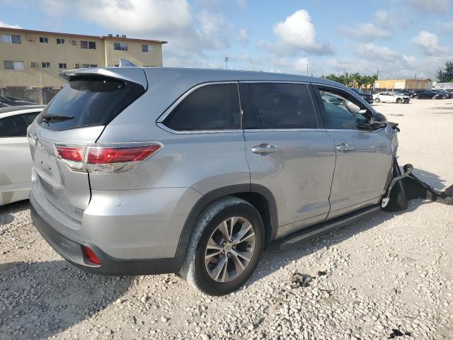 Photo 3 from auction – 2015 TOYOTA HIGHLANDER with VIN 5TDZKRFH9FS075188