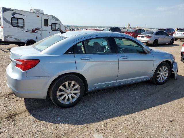 Photo 3 from auction – 2012 CHRYSLER 200 TOURIN with VIN 1C3CCBBB6CN142783