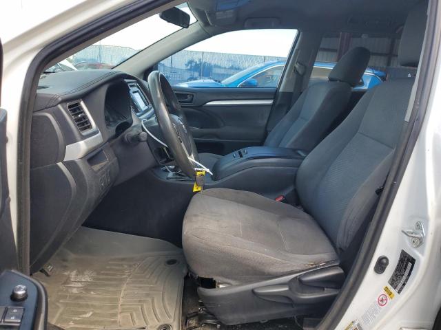 Photo 7 from auction – 2015 TOYOTA HIGHLANDER with VIN 5TDZKRFH4FS096353