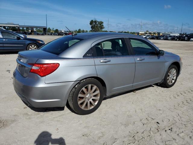 Photo 3 from auction – 2013 CHRYSLER 200 TOURIN with VIN 1C3CCBBBXDN629082