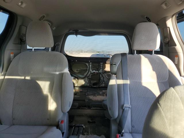 Photo 10 from auction – 2016 TOYOTA SIENNA LE with VIN 5TDKK3DC4GS712401