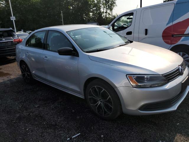 Photo 4 from auction – 2011 VOLKSWAGEN JETTA BASE with VIN 3VW2K7AJ7BM073365