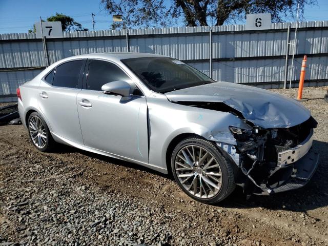 Photo 4 from auction – 2016 LEXUS IS 200T with VIN JTHBA1D2XG5020954