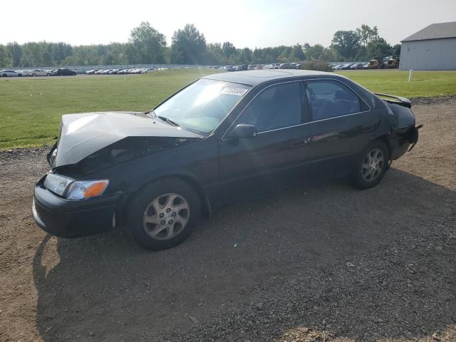 TOYOTA CAMRY LE 2000 with VIN JT2BF28K1Y0255396 - Photo from auction